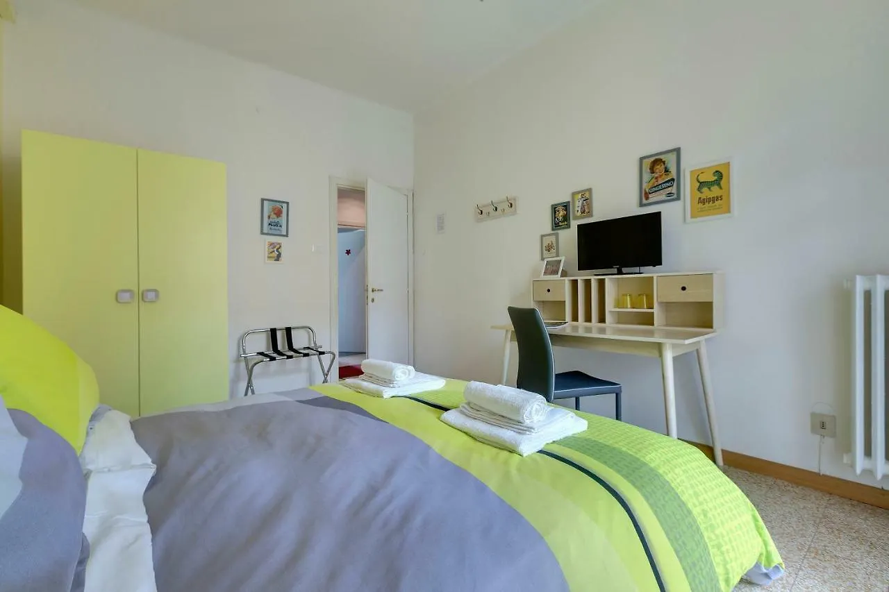 ベッド・アンド・ブレックファスト B&B Carosello ボローニャ