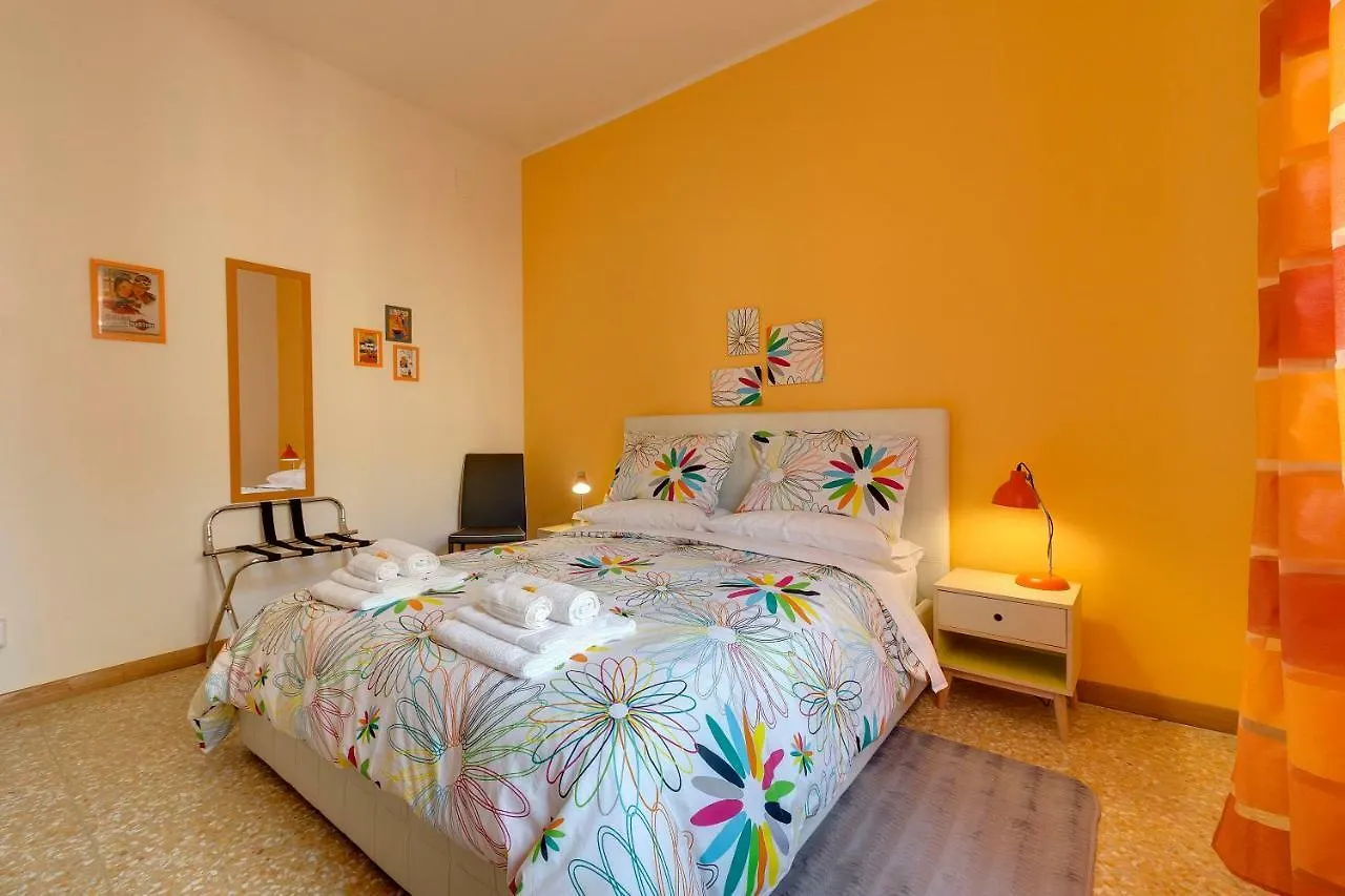 *** ベッド・アンド・ブレックファスト B&B Carosello ボローニャ イタリア